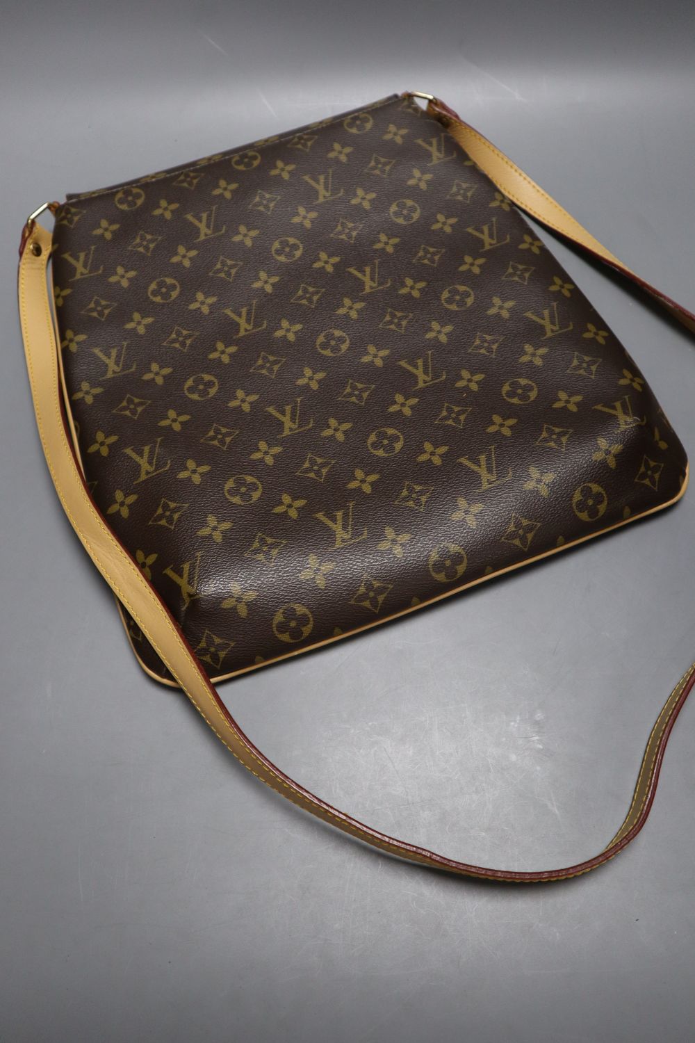 A boxed Louis Vuitton satchel bag, ideal for an iPad, 35 x 31cm